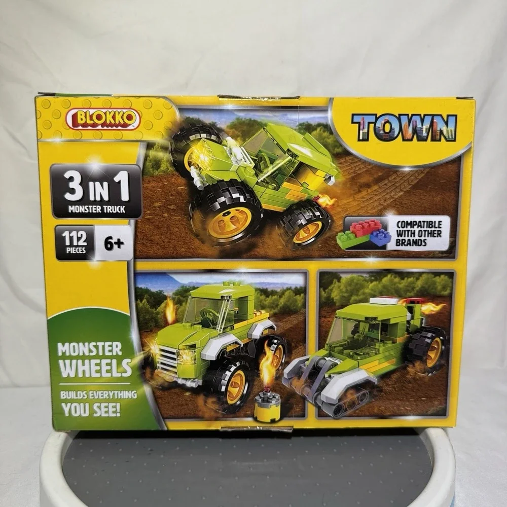 Blokko 3–In-1‎ Monster Trucks Building Set